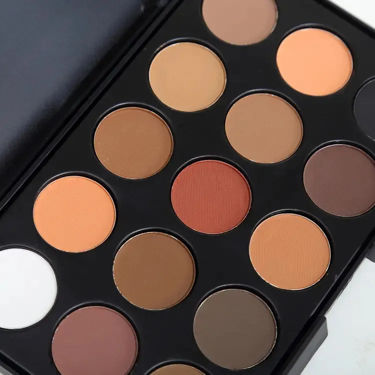 ظلال العيون- Eyeshadow