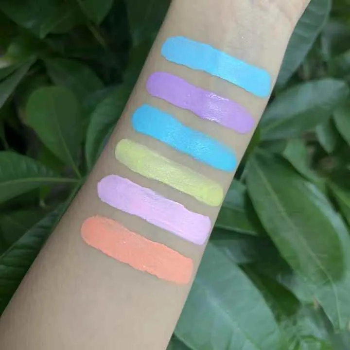 Long-lasting eyeshadow base, thick base with special sticker قاعدة ظل جفون تدوم طويلاً قاعدة سميكة مع ملصق خاص