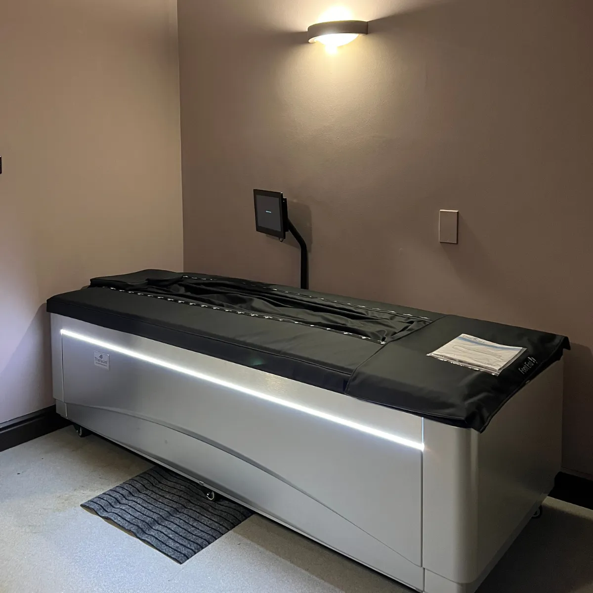 Therajet Dry Hydrotherapy Massage - 60 min Treatment